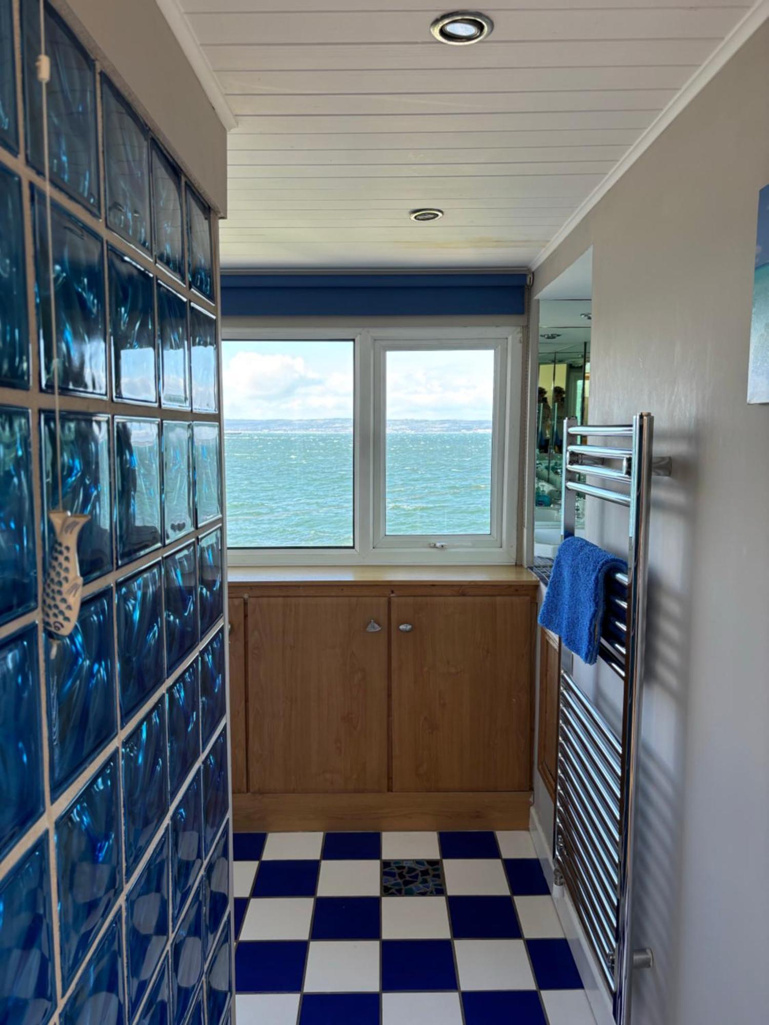 Splash Cottage Beach House With Sea Lapping Garden Bangor  Exterior foto
