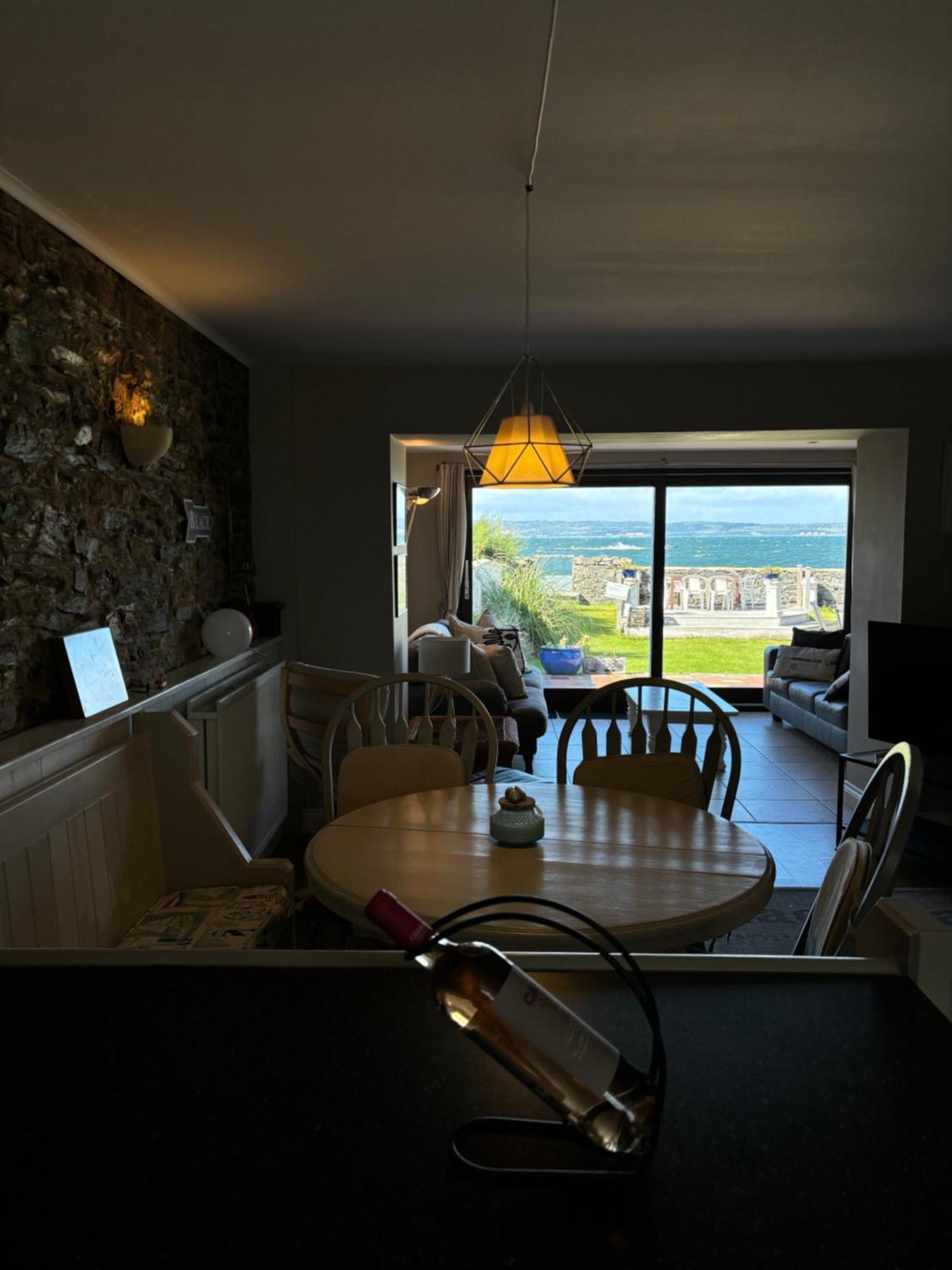 Splash Cottage Beach House With Sea Lapping Garden Bangor  Exterior foto