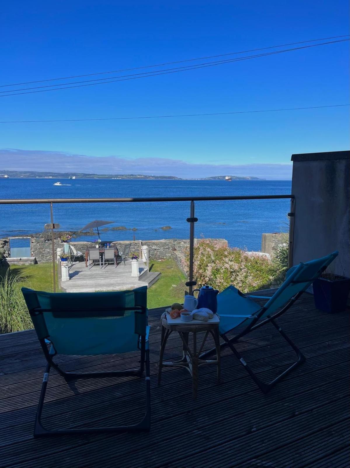 Splash Cottage Beach House With Sea Lapping Garden Bangor  Exterior foto